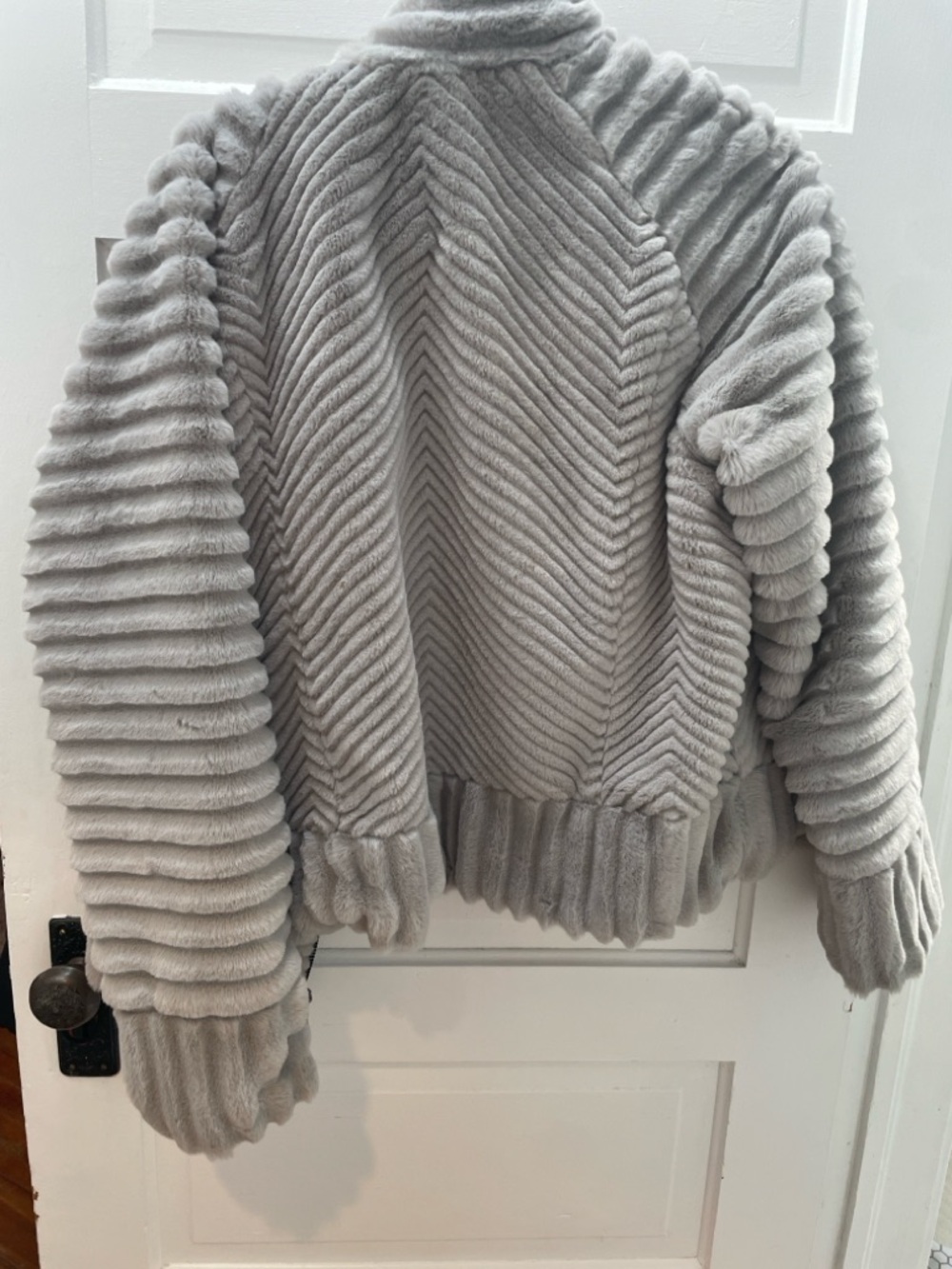 Bernardo Light Gray Faux Fur Jacket so soft! - Picture 5 of 5